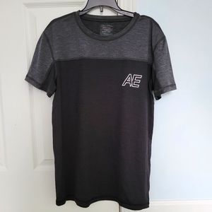 American Eagle men's shirt